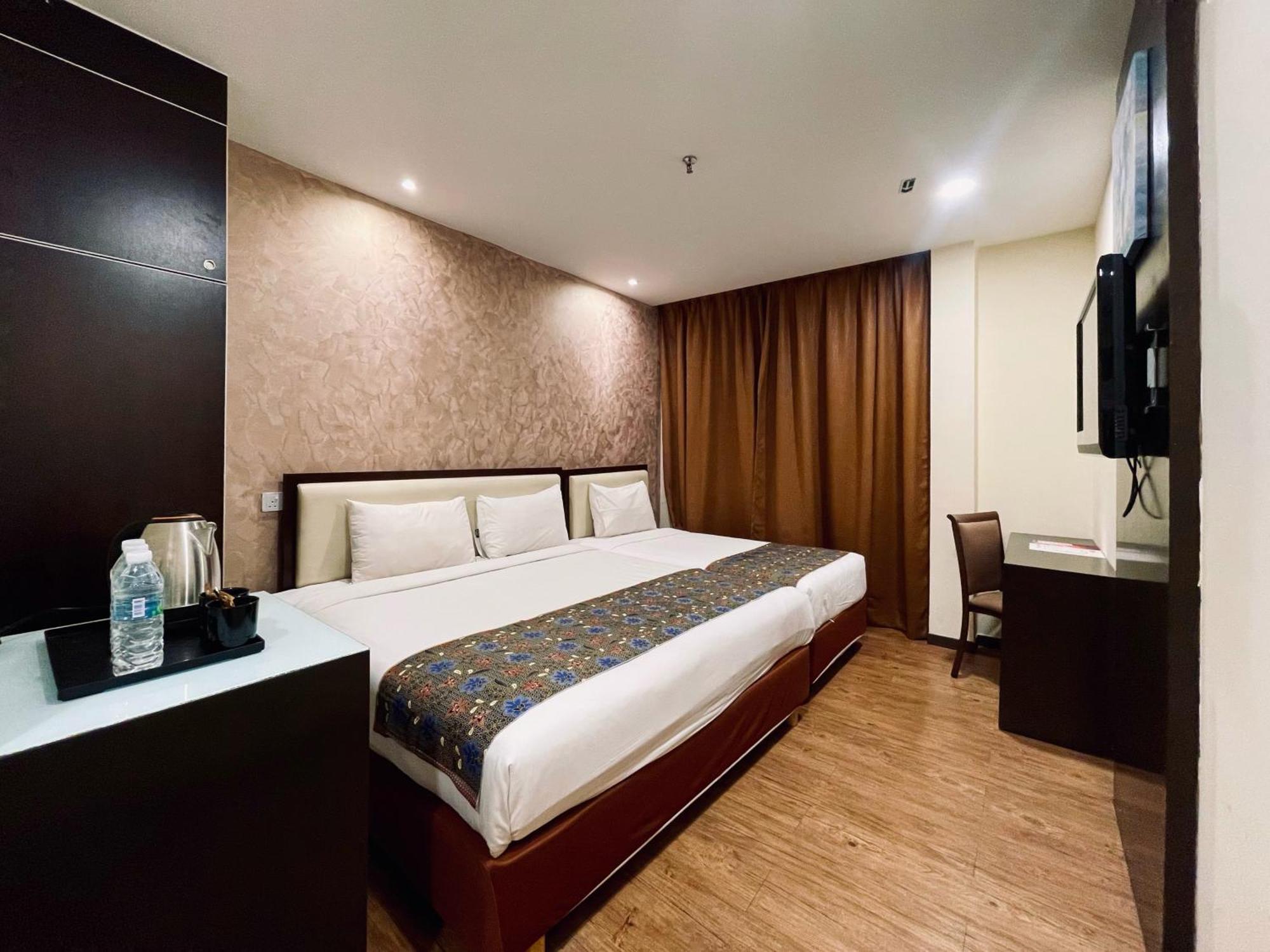 My Hotel @ Bukit Bintang Kuala Lumpur Exterior photo