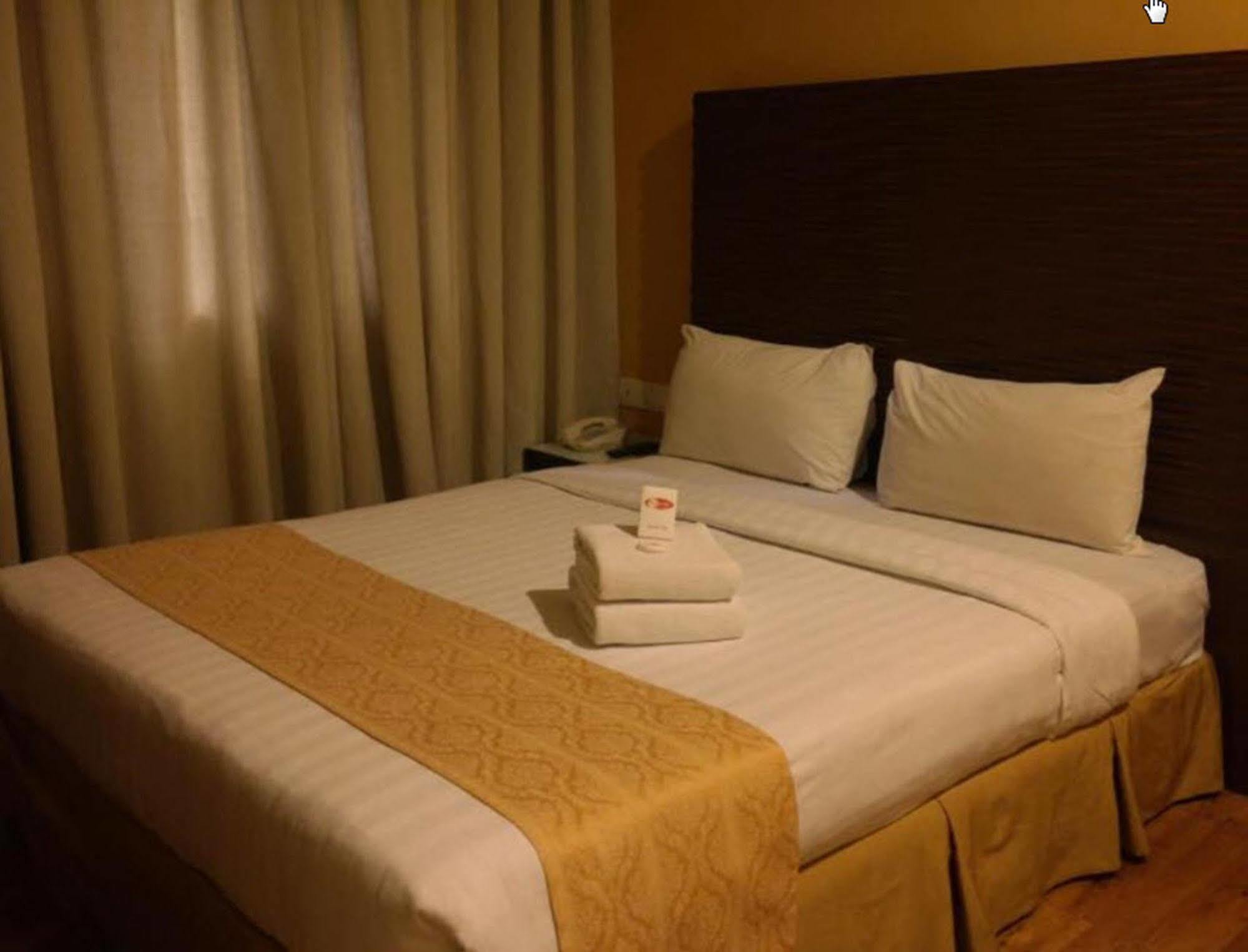 My Hotel @ Bukit Bintang Kuala Lumpur Exterior photo